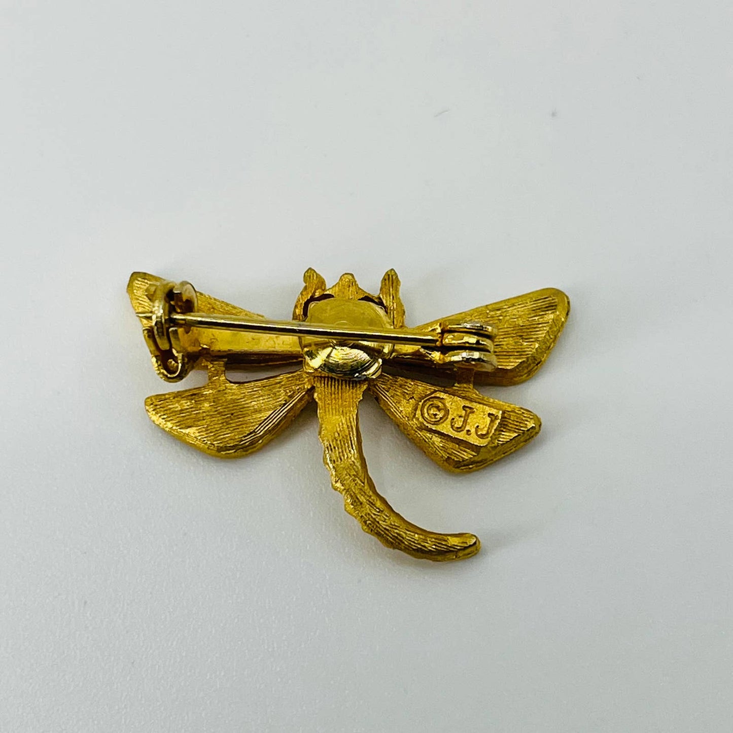 Vintage JJ Dragonfly Matte Textured Gold Tone Brooch SB2