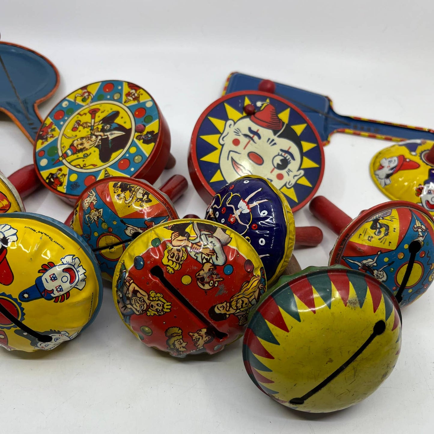 1920s HUGE LOT of 36 Noisemaker Clown Circus Litho Tin Kirchhof US Metal TH9