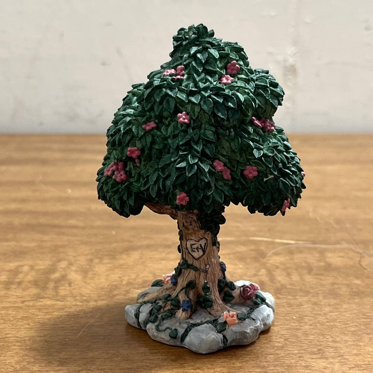 Ivy & Innocence Large E+V Tree 4” 1997 FA7