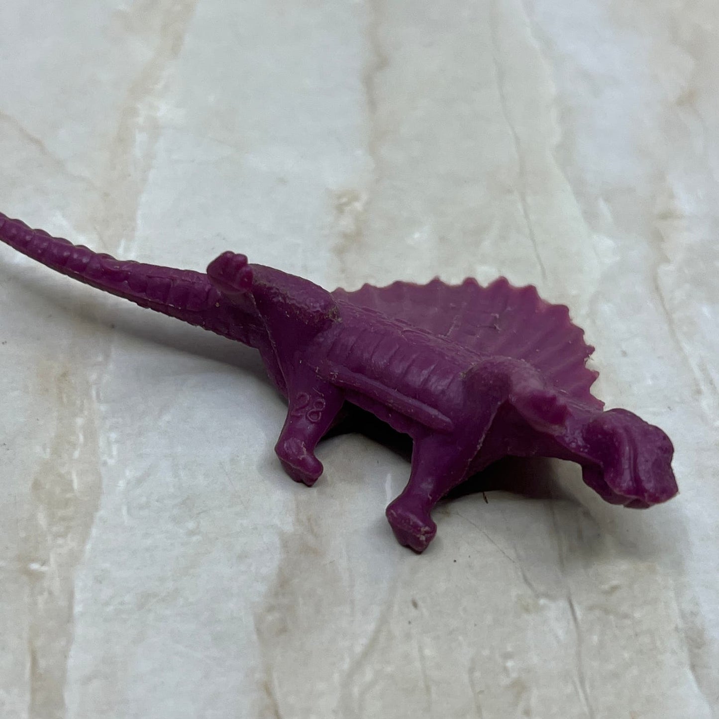 Vintage MPC Purple Dimetrodon Dinosaur Mini Plastic Figure Toy Figurine TE5-S2