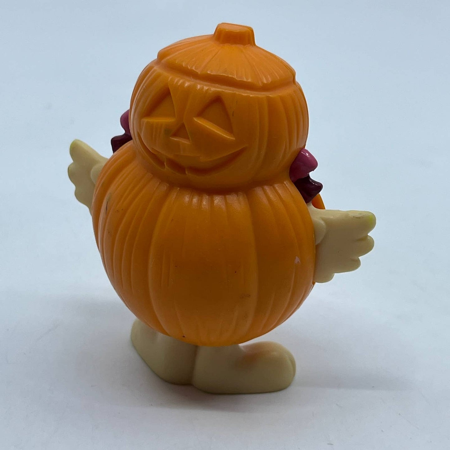 1995 McDonalds Halloween BIRDIE Figure Pumpkin Snap-On Costume SE3