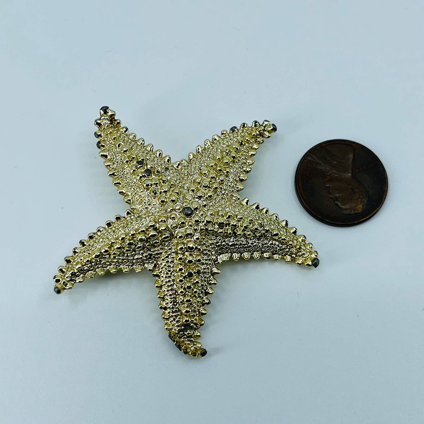 Vintage MCM Textured Star Fish Starfish Brooch Gold Tone SA6
