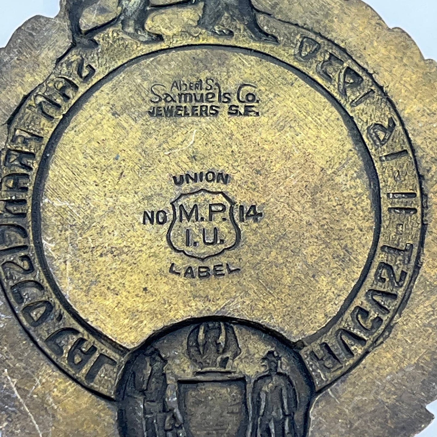 1930 August 11-16 San Francisco California Souvenir Pin Badge SD8