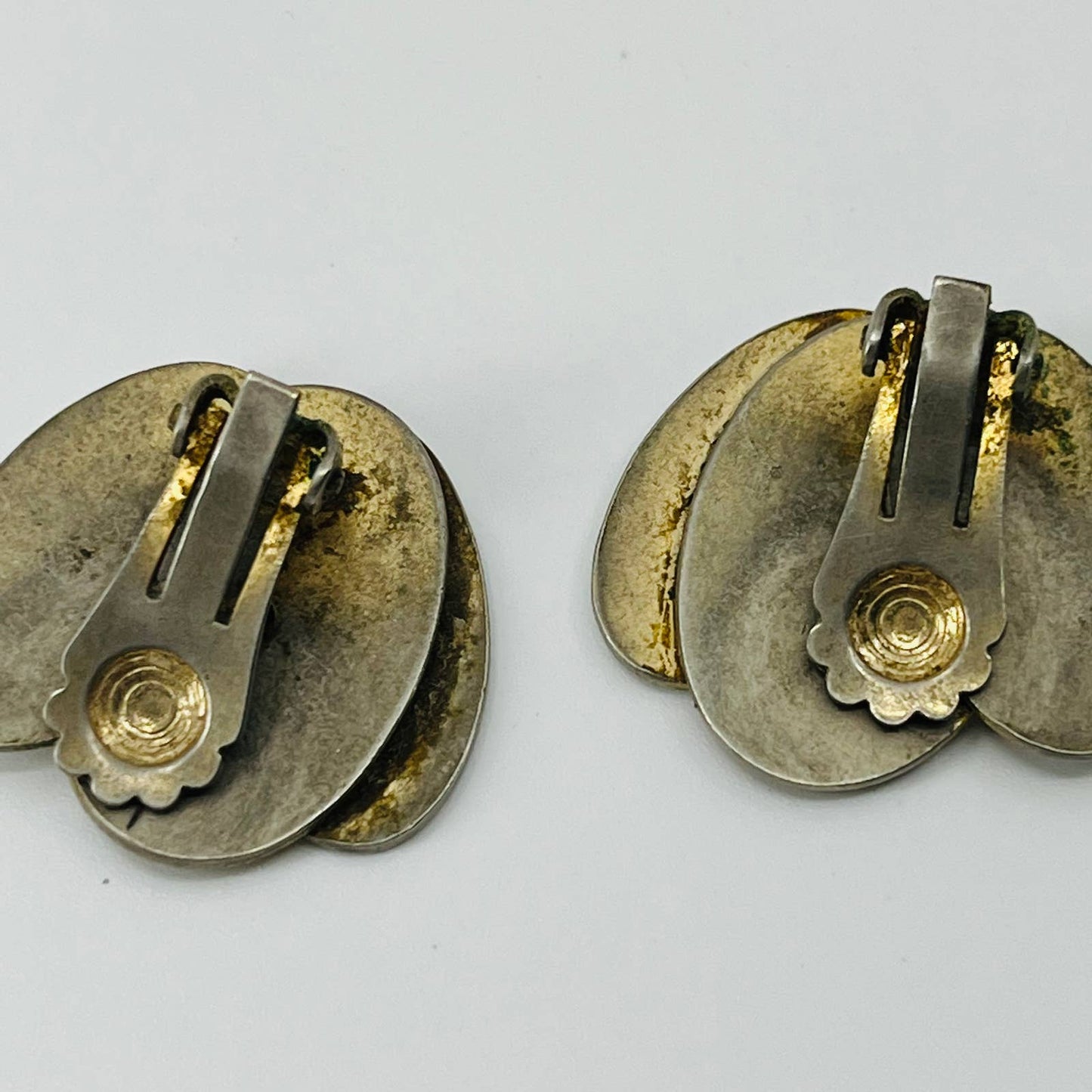 Vintage Art Deco Silver Tone Oval Sunburst Clip Earrings SB2