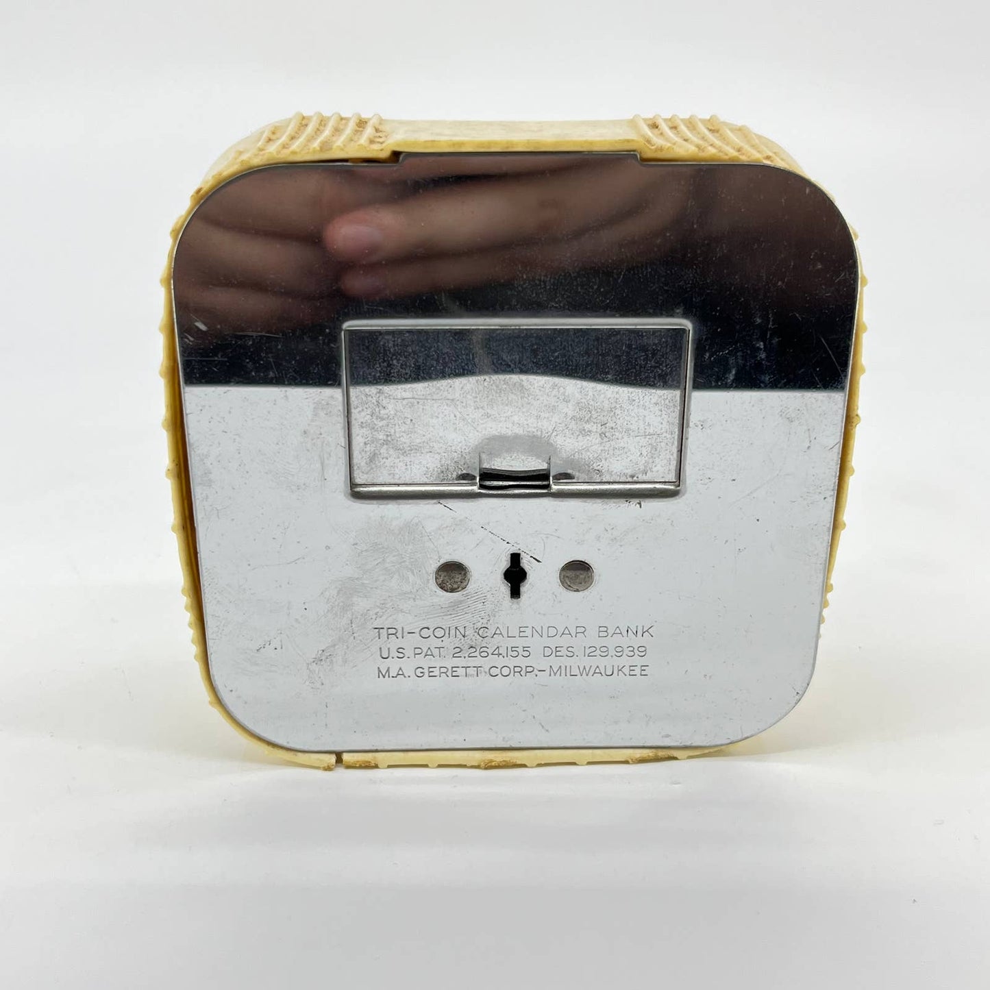 Vintage Coin Bank I REMEMBER MAMA Calendar Bank No Key TE3