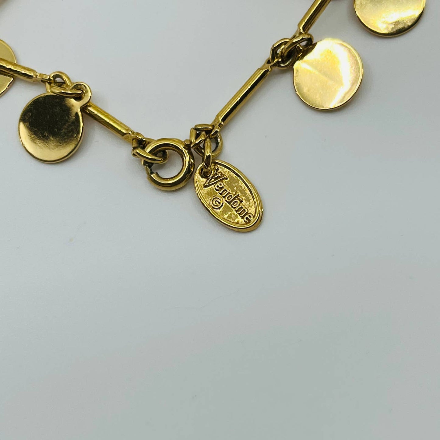 Vintage Boho Vendome Gold-Tone Round Disc Single Strand Station Necklace SB2