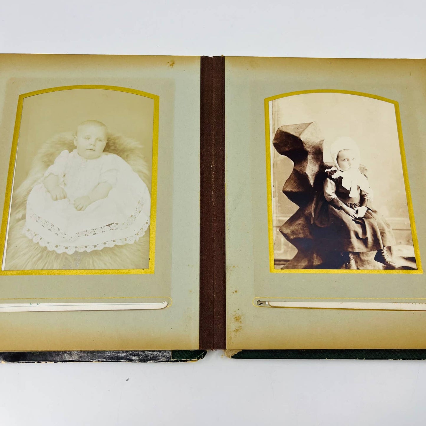 1880s Victorian Photo Album Filled With Photos of Infants Babies 8.5 x 6.5” TD2
