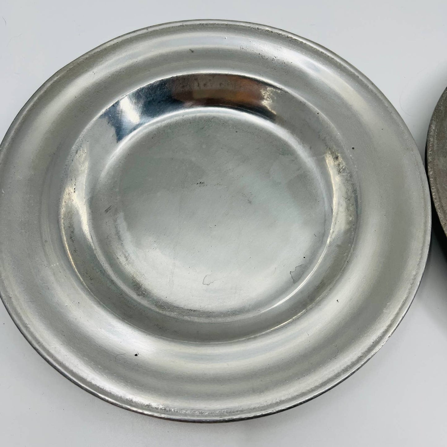 Set 2 York Metalcrafters Colonial Pewter Shallow Soup Salad Bowl Plates 9” TD1