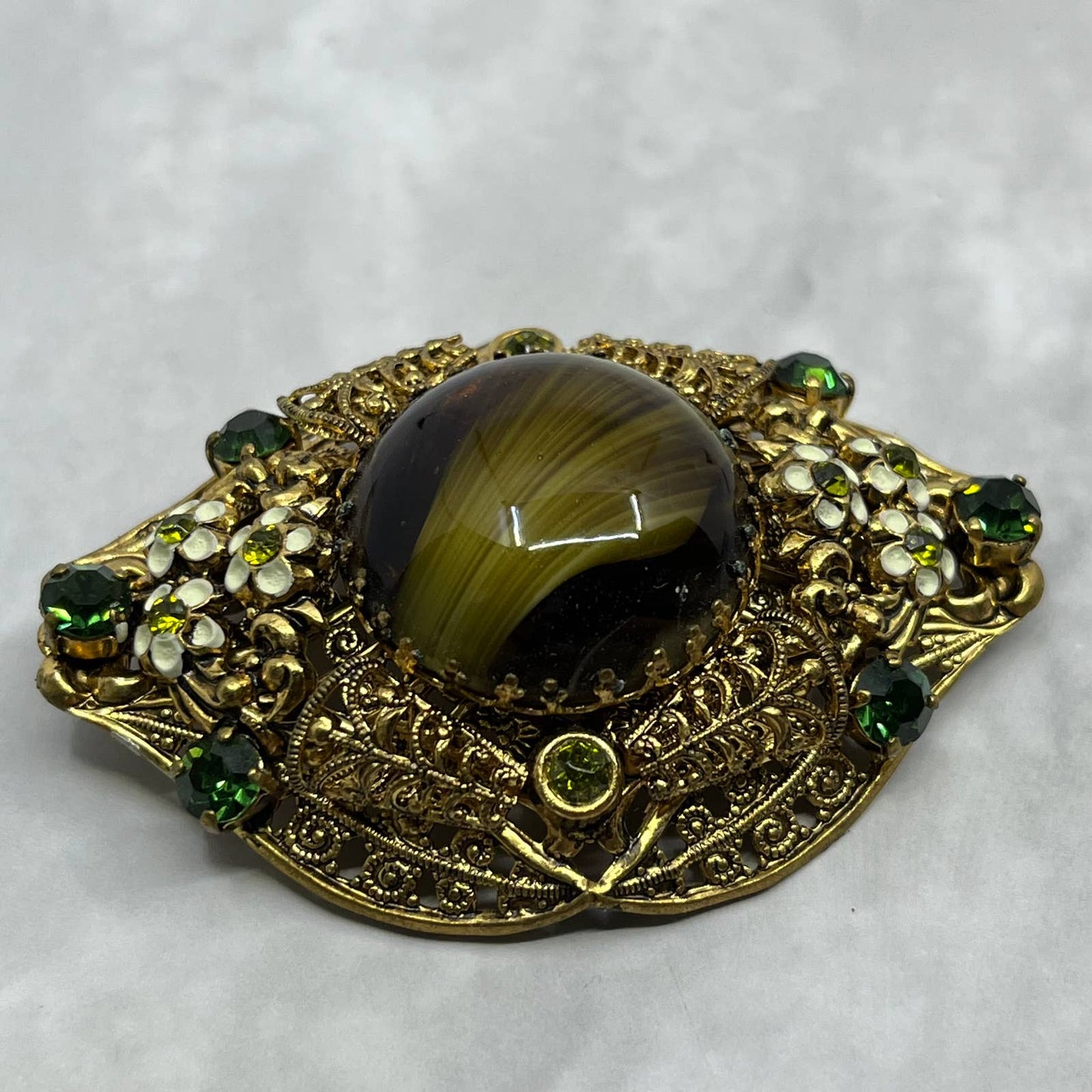 1960s Tiger Eye Porphyry Glass Green Rhinestone Daisy Filigree Brooch Pin SE6