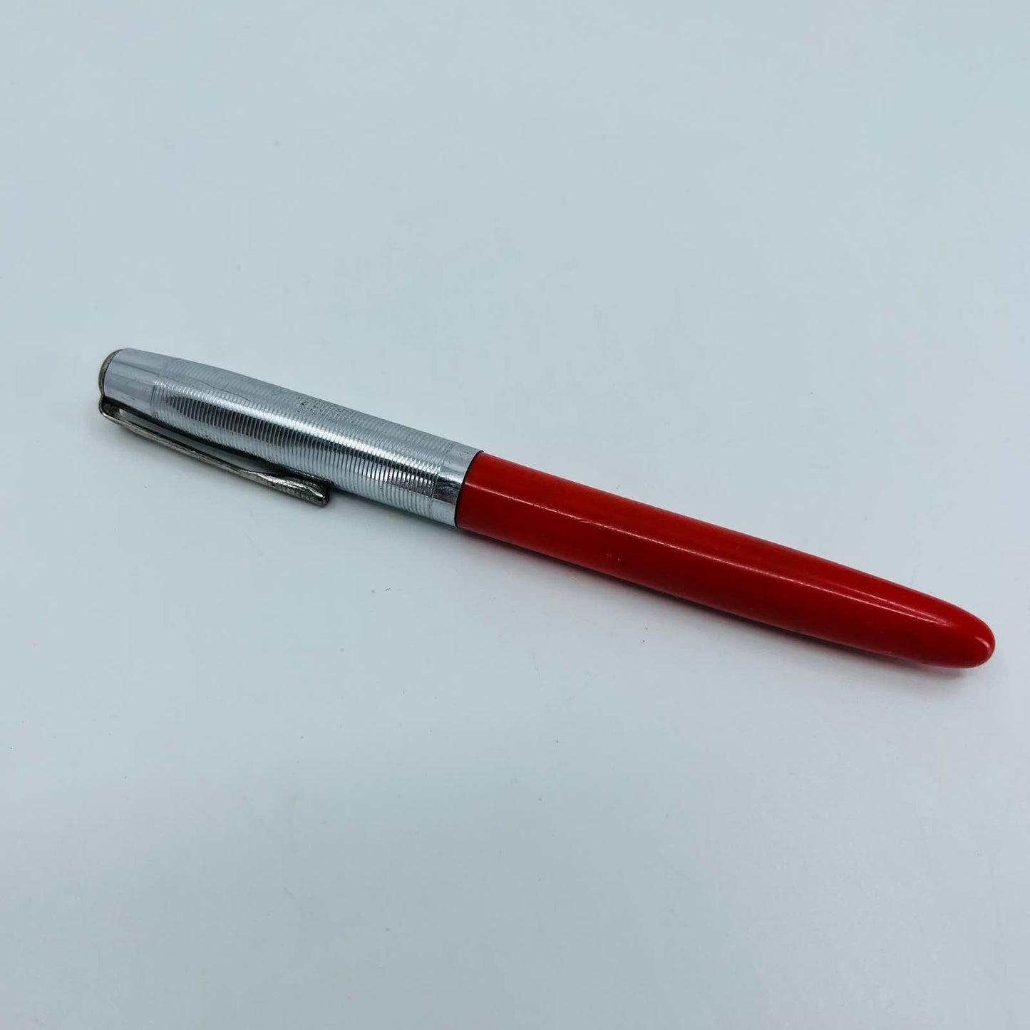 VTG SCRIPTO Fountain Pen Orange with Ribbed Chrome Cap SE1