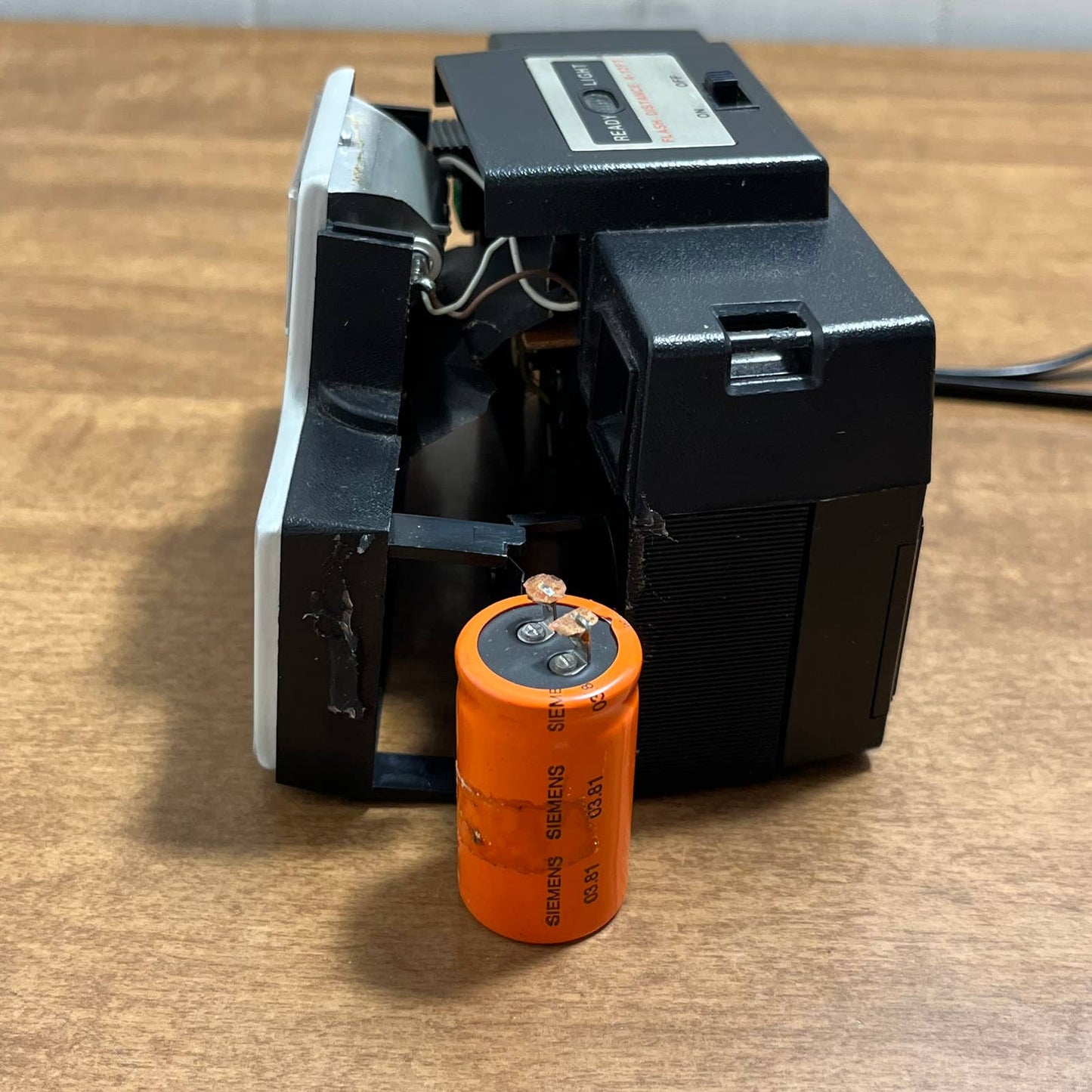 Continental Electroflash 126 Point & Shoot Compact Film Camera FOR PARTS TD4