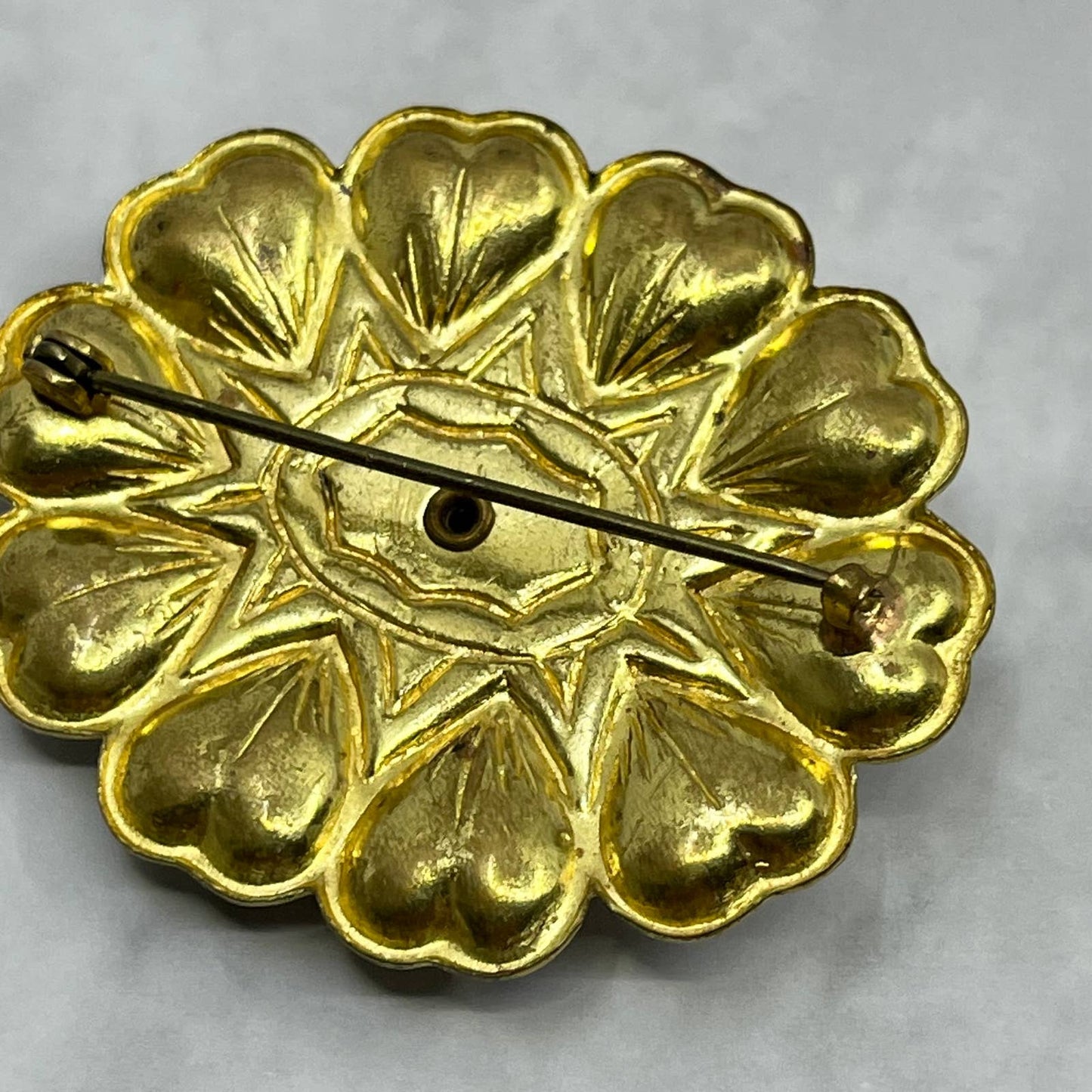 MCM Brooch Brass Tone Textured Flowers Cream Enamel Bead Center Vintage SE6