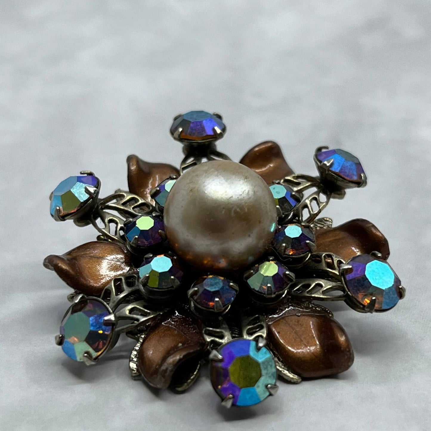 Vintage Enamel & Rhinestone Starburst Clip On Brooch Faux Pearl Accent SE6