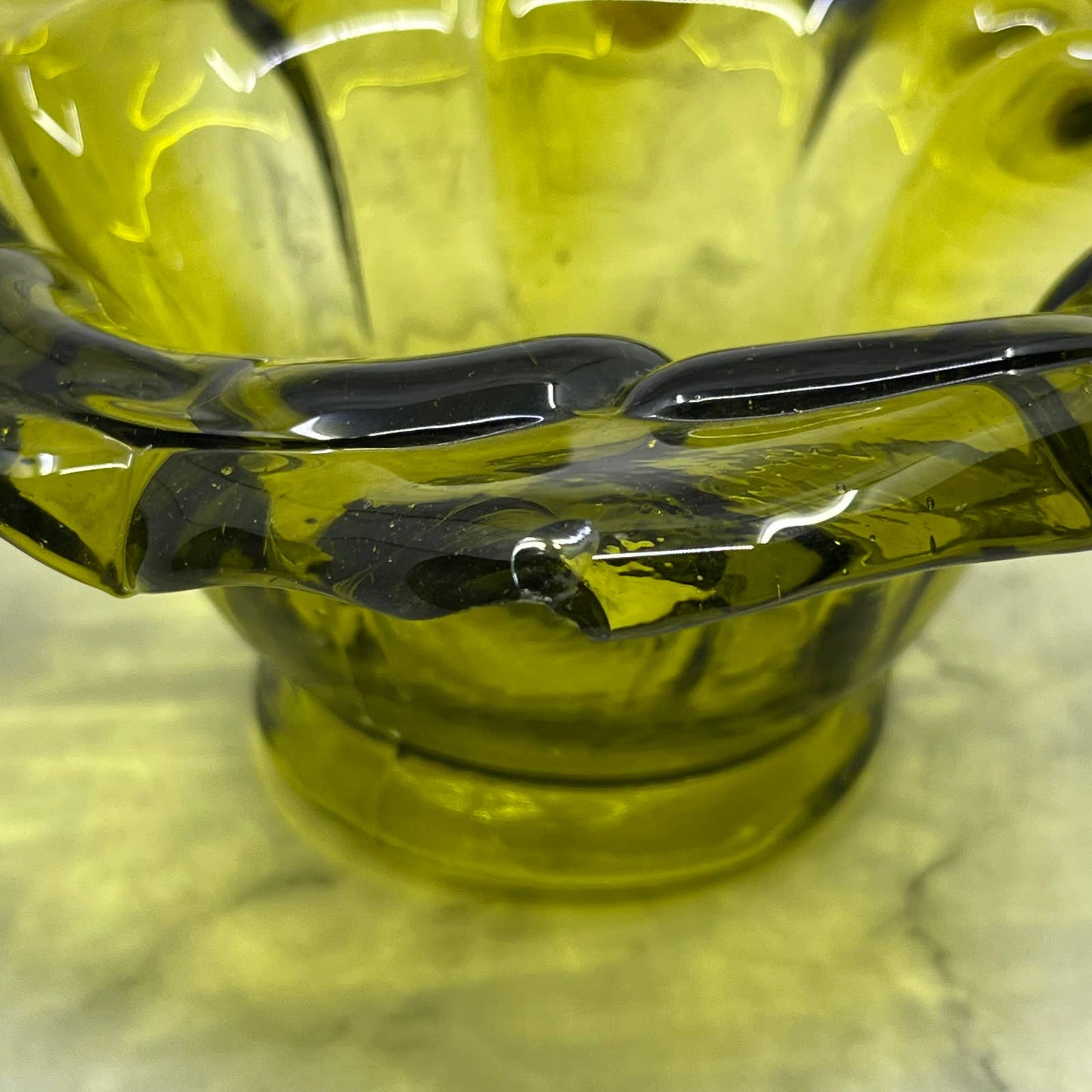 Vintage Murano Italy Hand Blown Green Art Glass Bowl MCM Handles 6x8" TA2