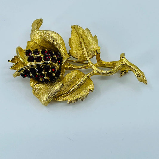 Vintage MCM Mod Ruby Red Rhinestone Rose Brooch Gold Tone SA6