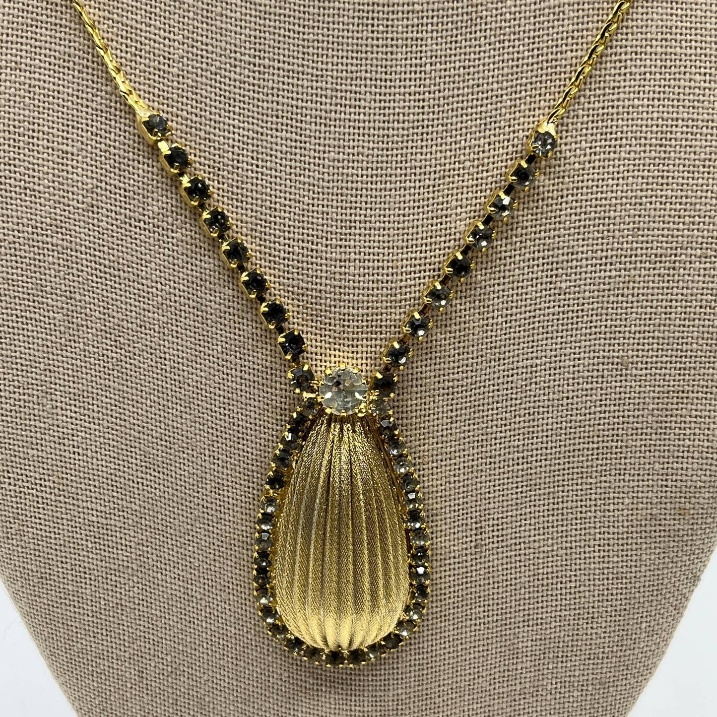 Gold Tone Teardrop Pendant Necklace Smokey Grey Rhinestones & Clip Earrings SD5