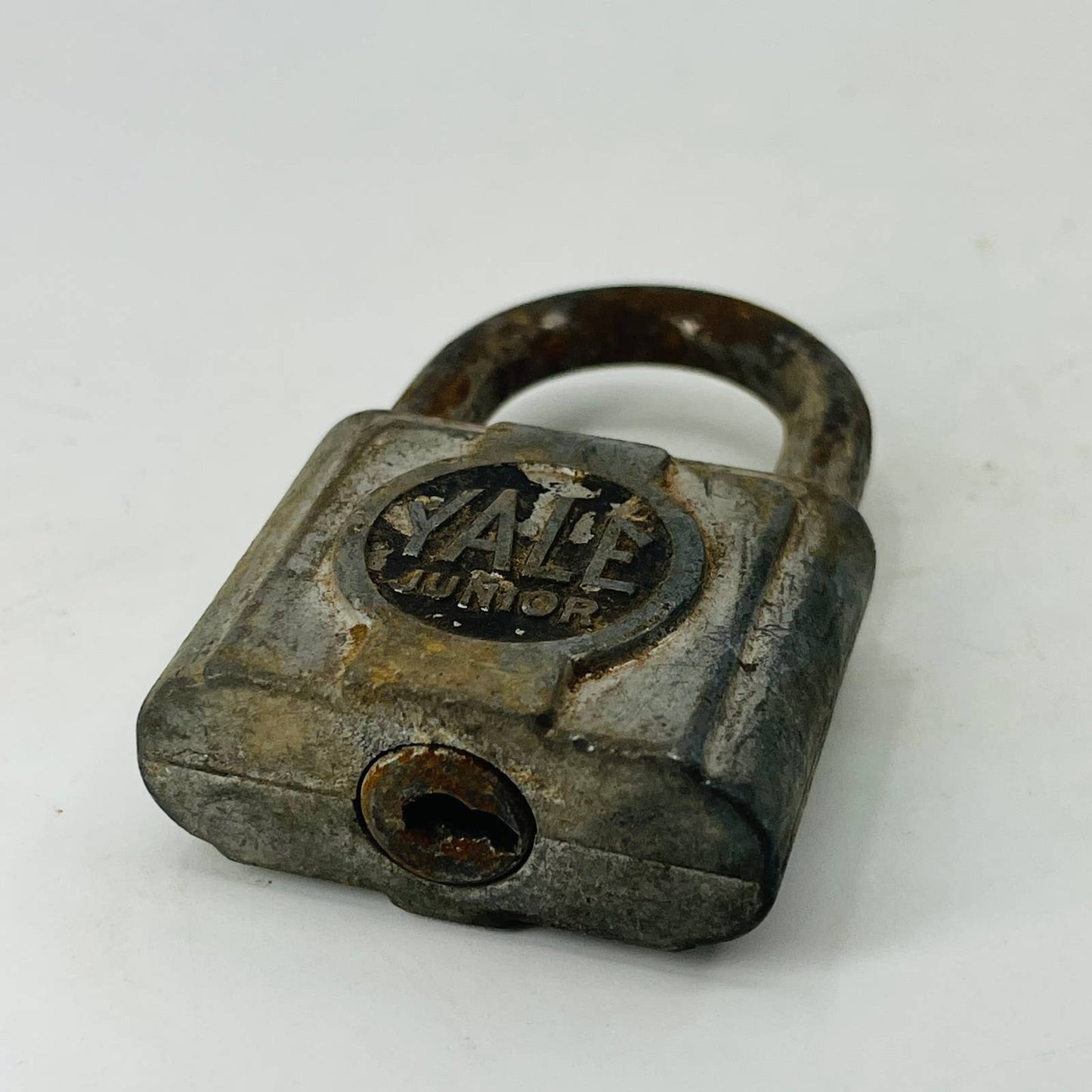 Vintage Art Deco Yale & Towne Yale Junior Lock Padlock No Key SA8-2