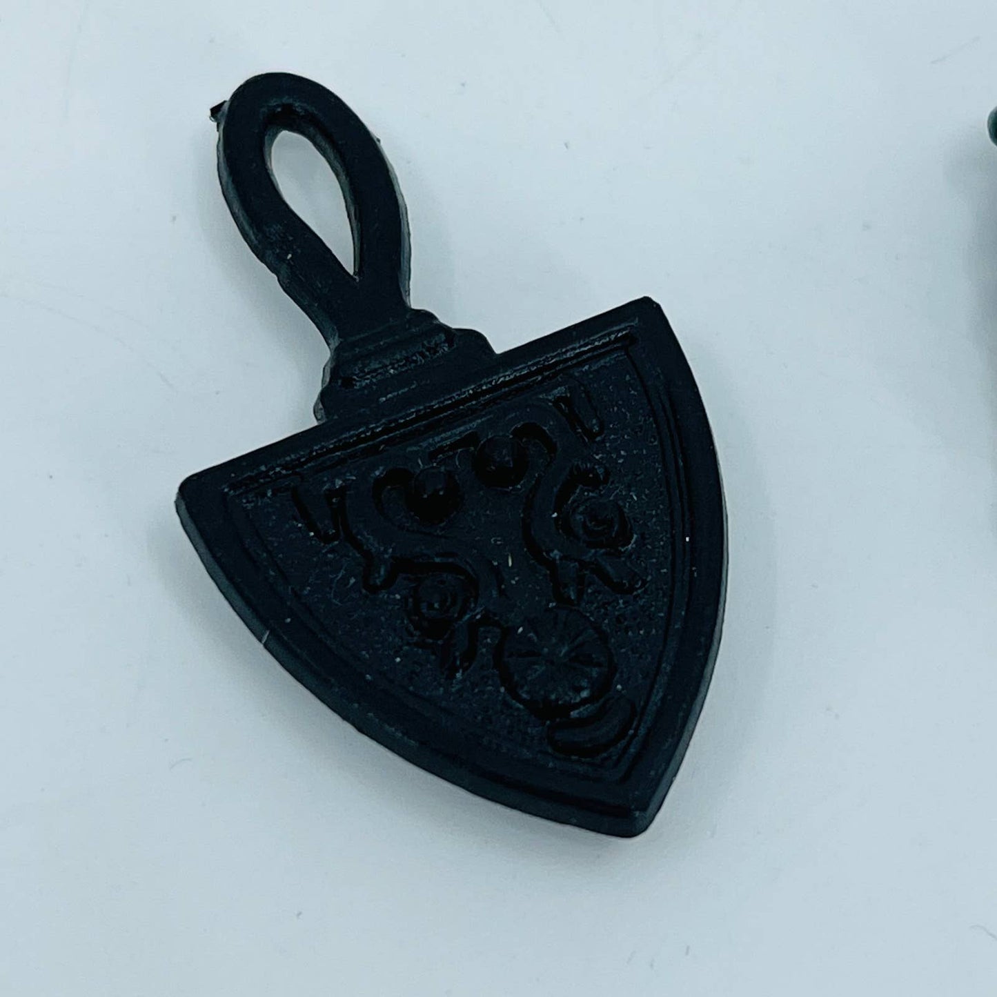 Vintage Lot of 2 Miniature Celluloid Faux Cast Iron Trivet Magnets 1” SB1