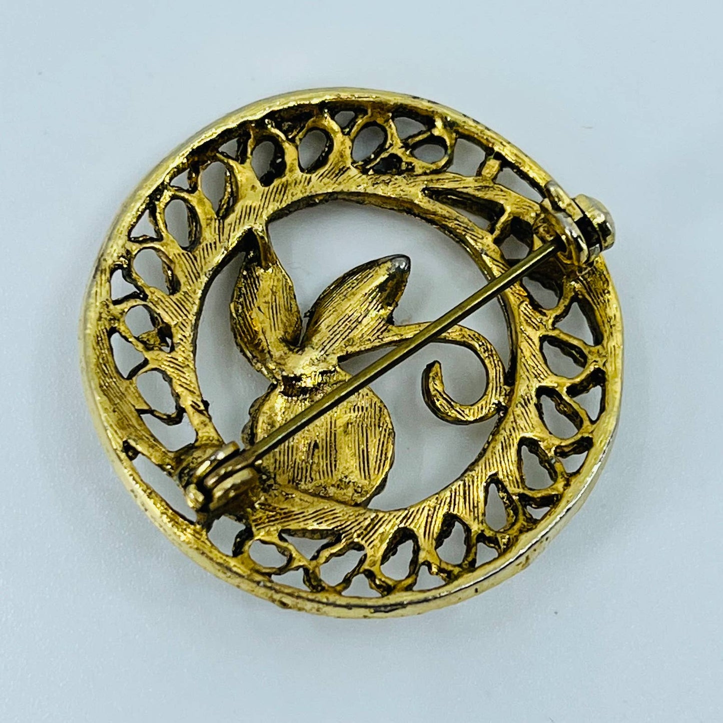 Vintage Art Nouveau Mother of Pearl Brooch Gold Tone SA6