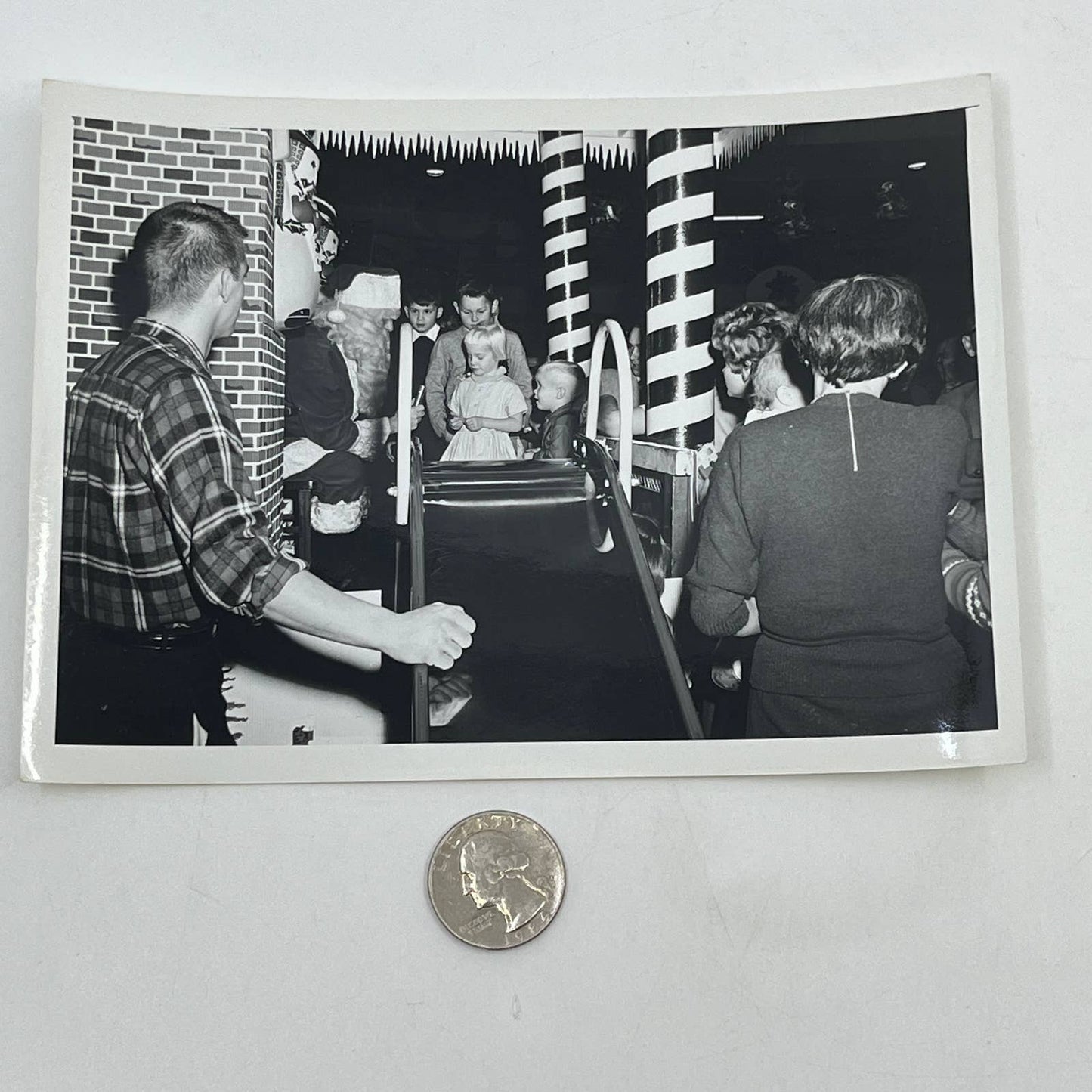 1950s Christmas Party Photograph Kids Meeting Santa On Slide 5x7" AB7