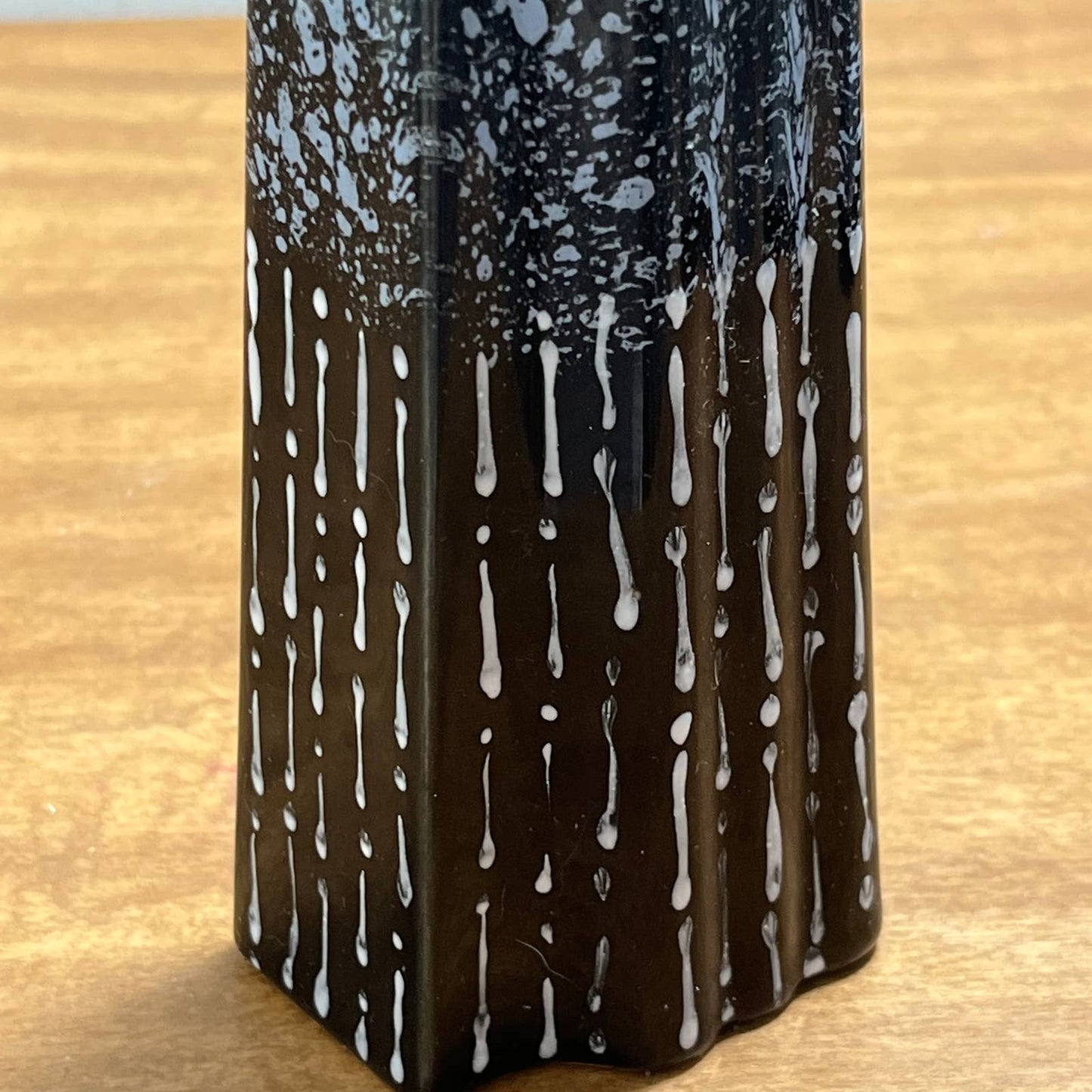 Vintage MOD Modernist Black & White Porcelain Noritake Gilt Bud Vase 6” TB2