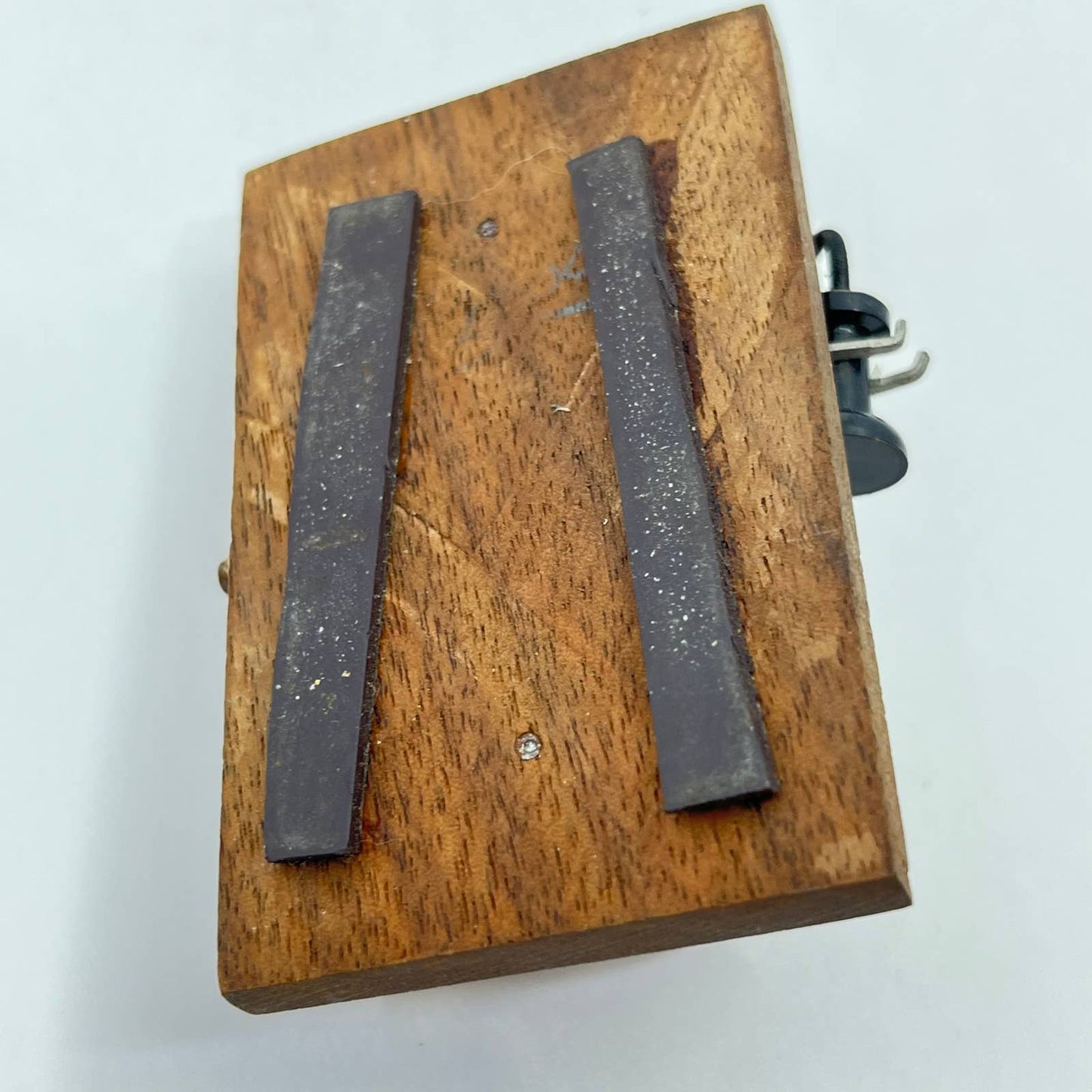 Handmade Black Walnut Old Fashioned Telephone Magnet Doll House Furniture TF7-4