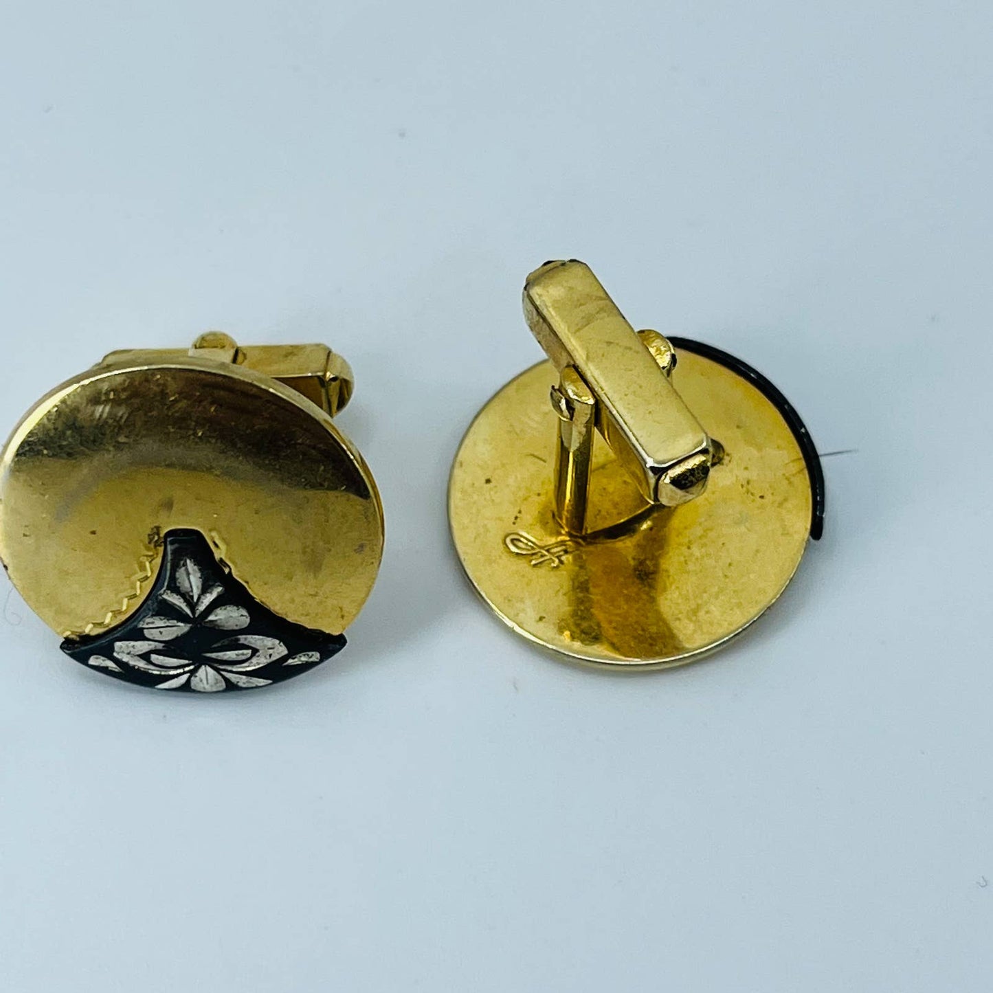 Vintage Art Deco Gold Tone Anson Black Accent Round Cufflinks Cuff Links SB2