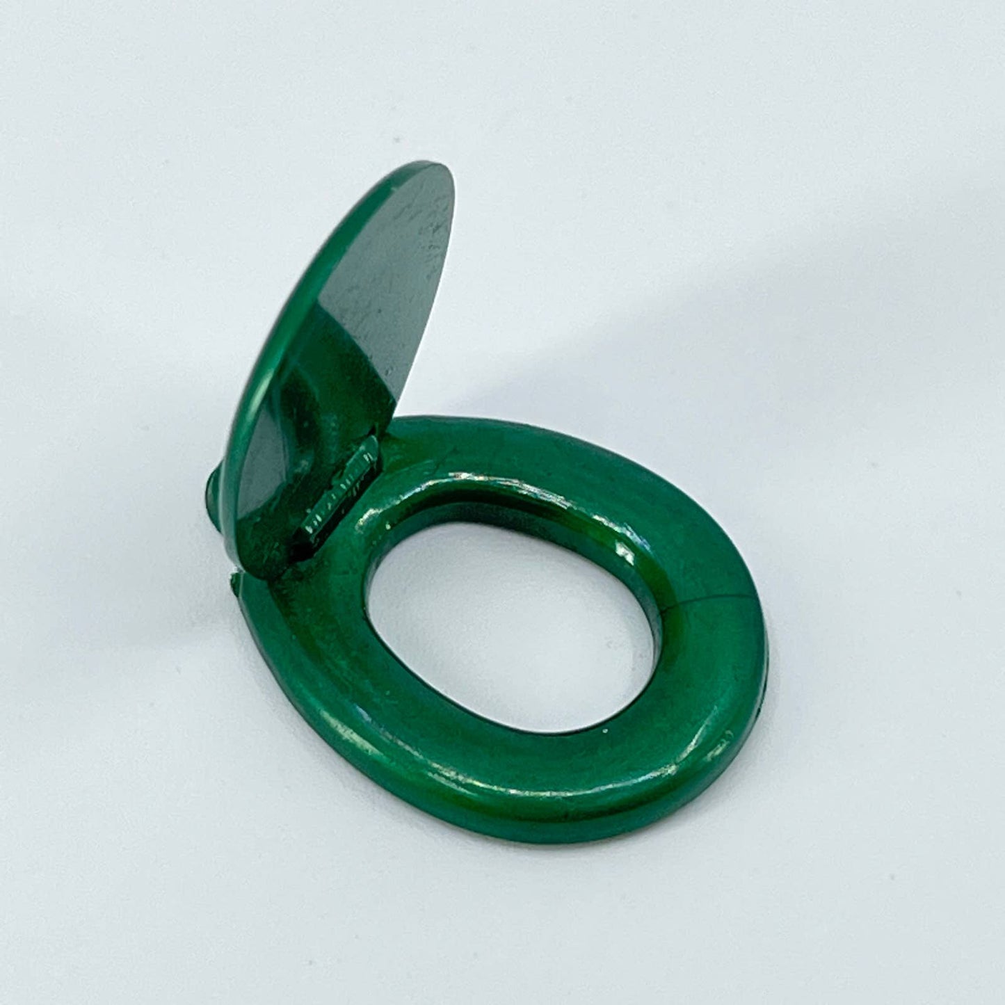 Vintage Cracker Jack Prize Charm Celluloid The Thinker Green Toilet Seat SD1-1