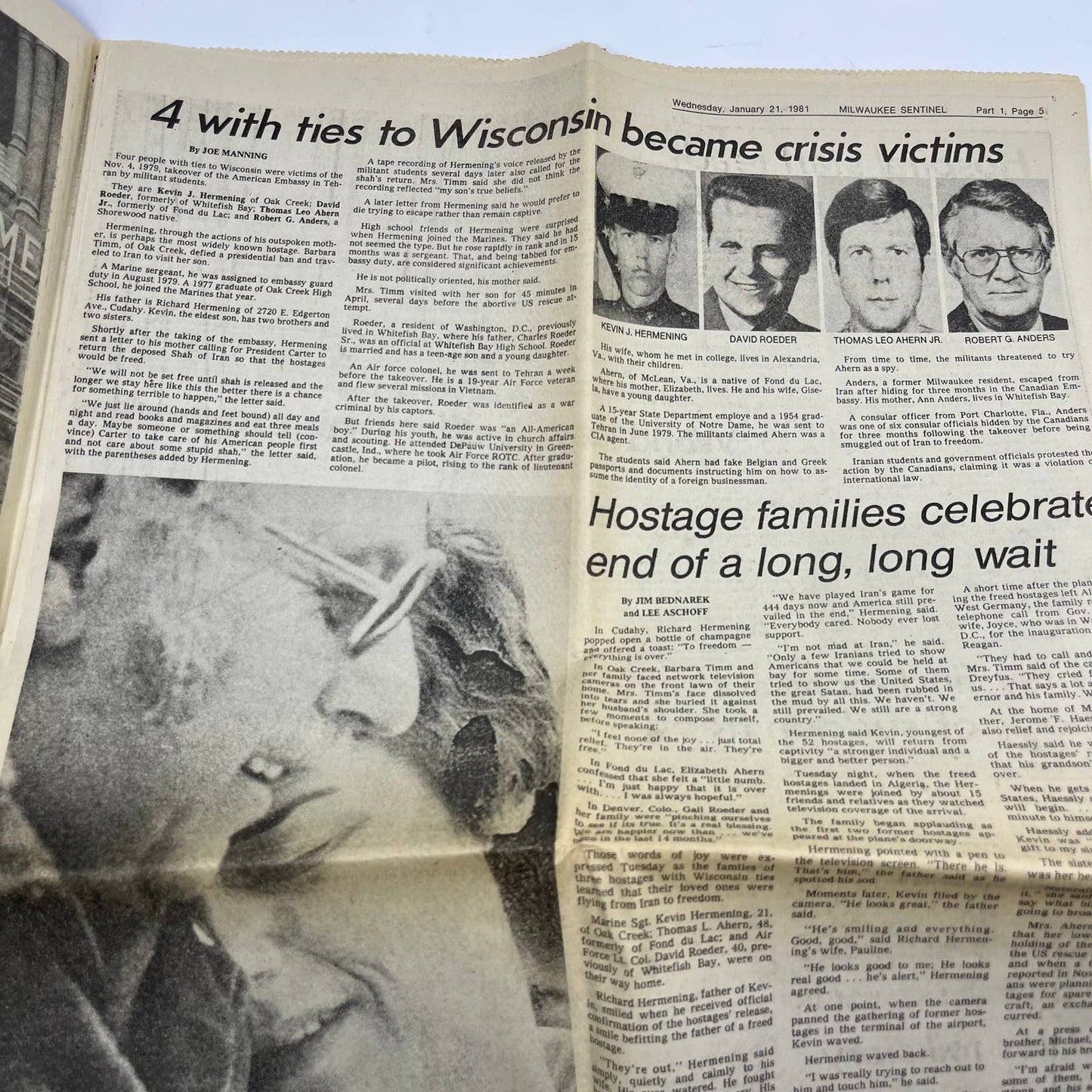 1981 Jan 21 MILWAUKEE SENTINEL Newspaper Iran Contra Hostages Freed TI6-14
