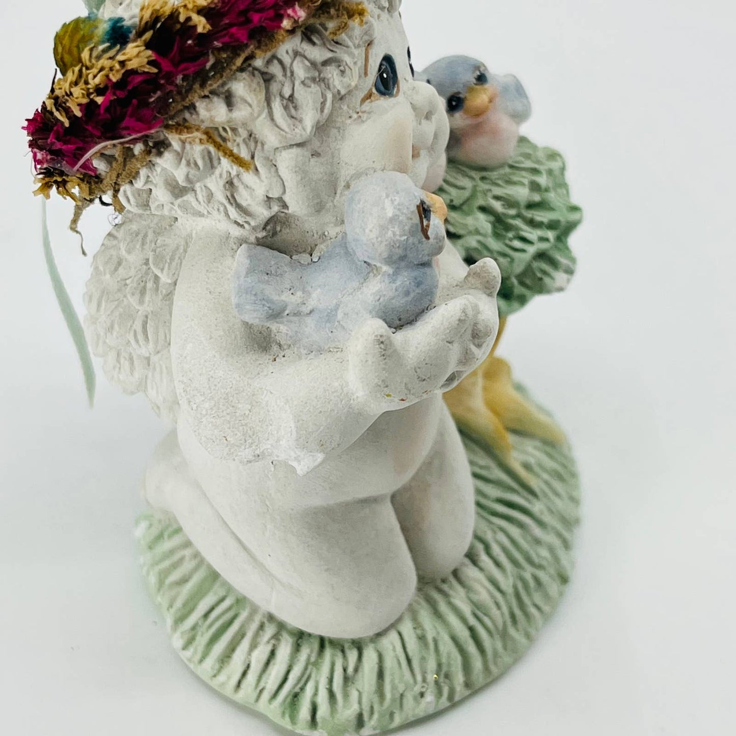 Vintage Dreamsicles Figurine 10129 Bird in Hand Kristin TD2