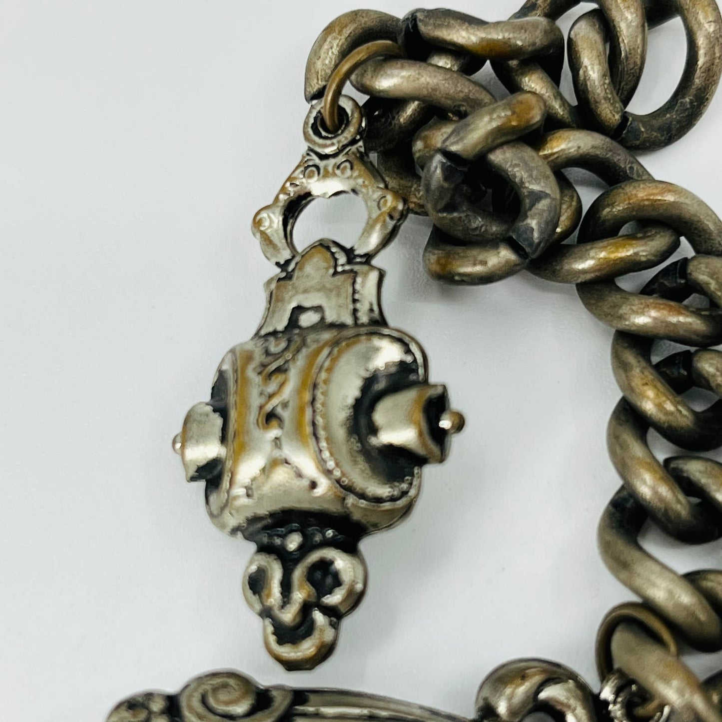 Vintage Asian Charm Bracelet Chain Link House Bouquet Scroll 7” SB2