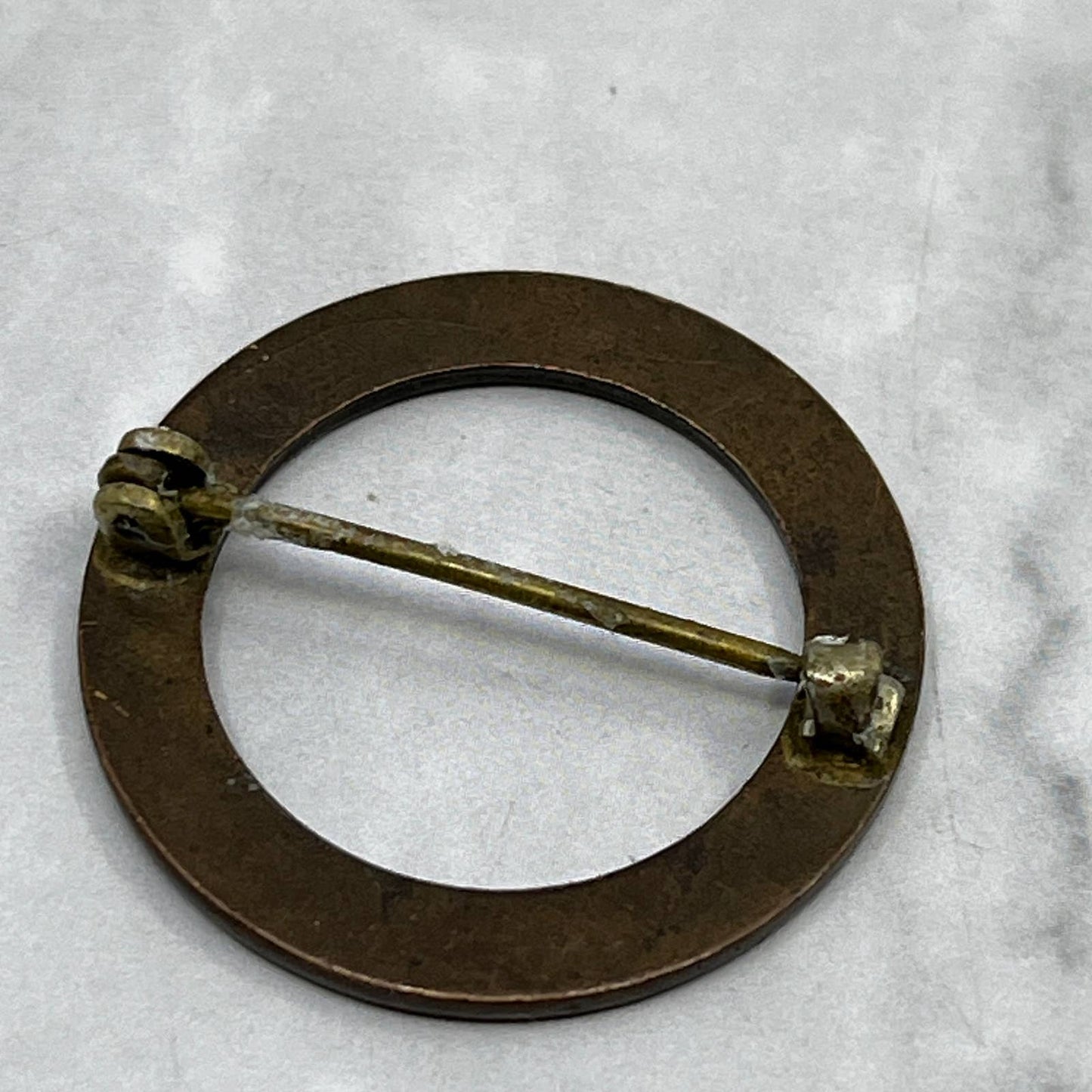 Antique Victorian Art Nouveau Black Enamel Over Copper Circle BROOCH Pin SE7