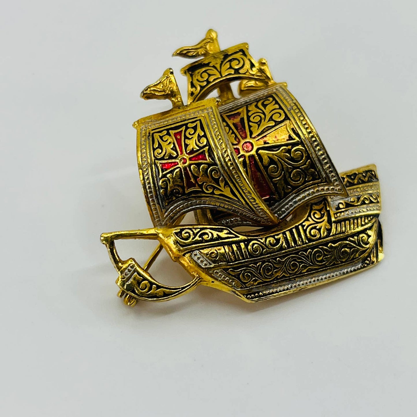 VTG Damascene Spain Boat Ship Galleon Pin Brooch Nautical Gold Tone Enamel SB2