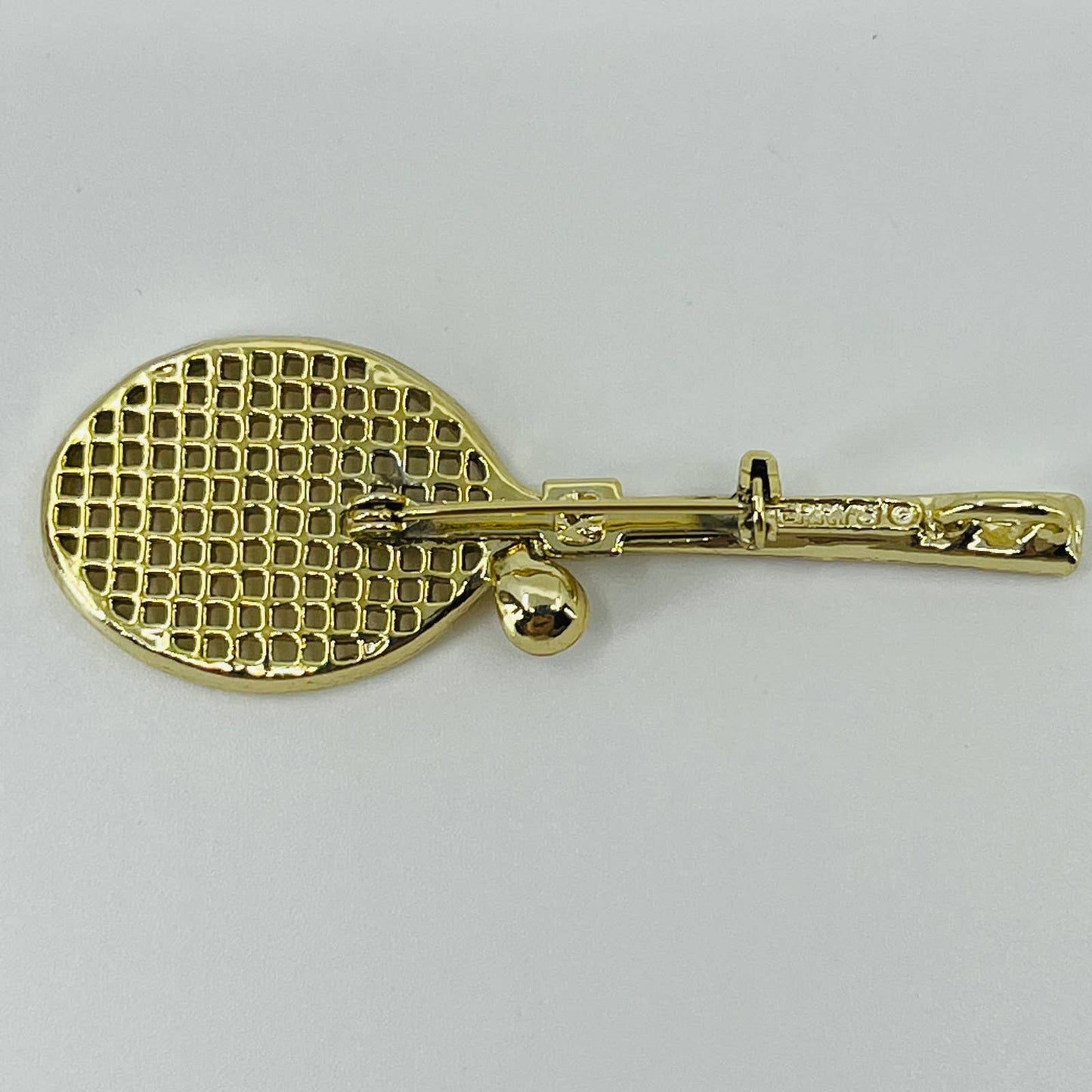 Vintage Gerry’s Enamel Paint Tennis Racket Brooch Gold Tone SA6