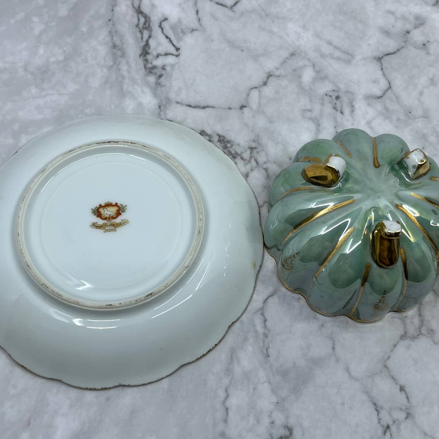 VINTAGE “Royal Sealy China, Japan” Mint Green Lusterware Teacup & Saucer TD6