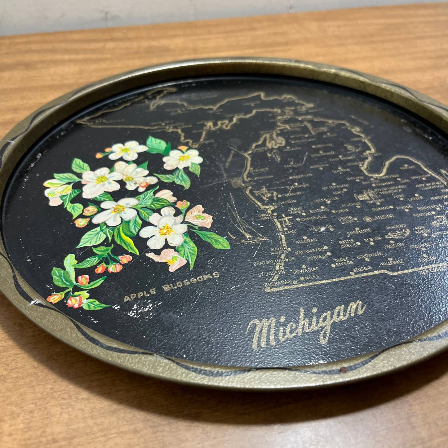 Vtg Black & Gold Metal State Souvenir Plate Tray Michigan Apple Blossoms 11” TG7