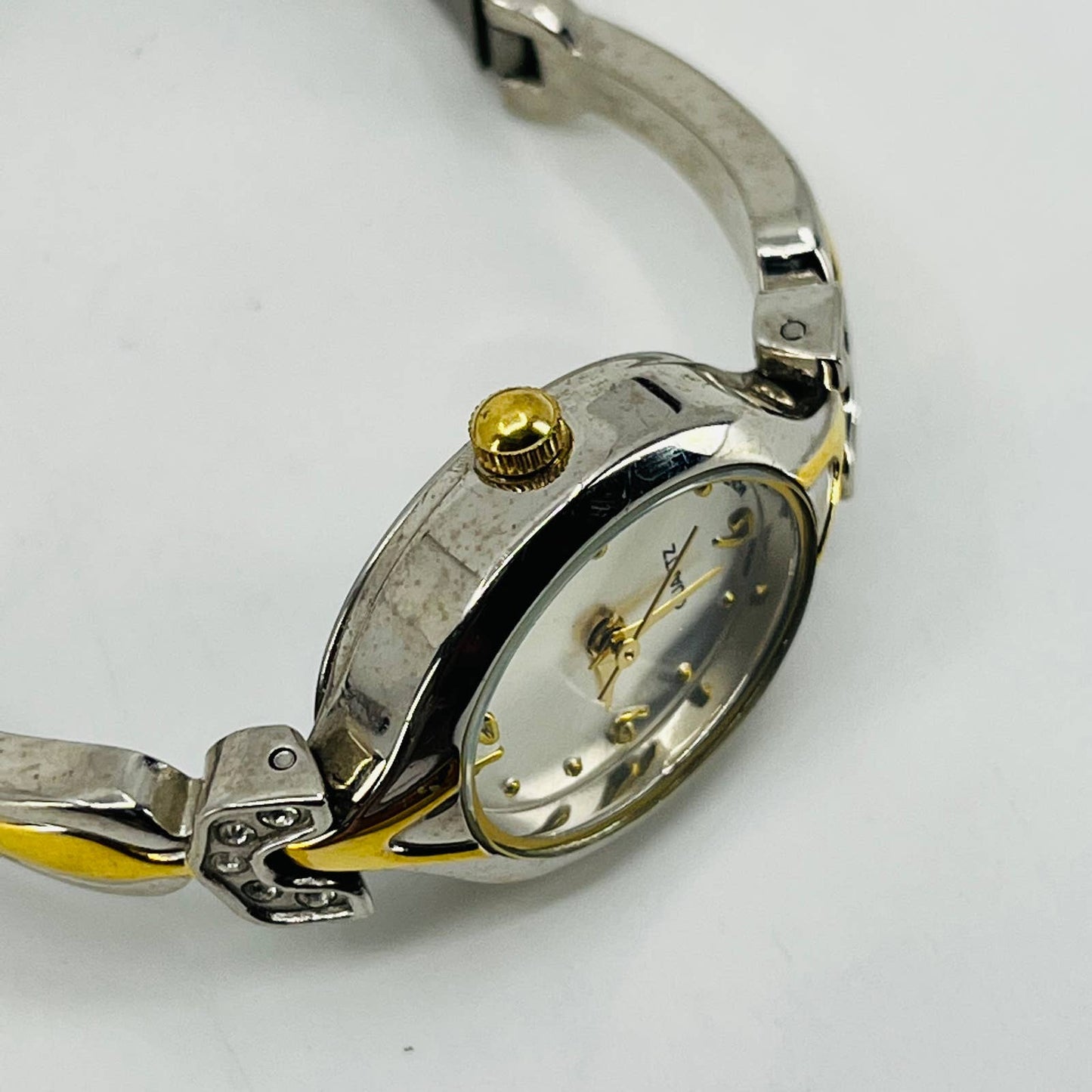 Vintage Gold & Silver Tone Quartz Watch Metal Stretch Band SA9