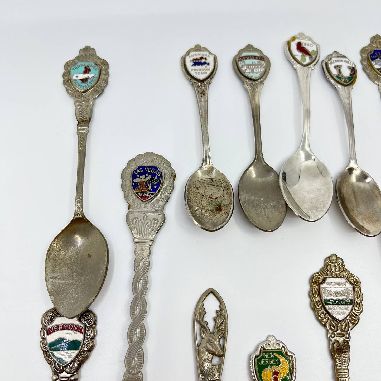 Huge Lot of 28 Vintage Souvenir Spoons TE1