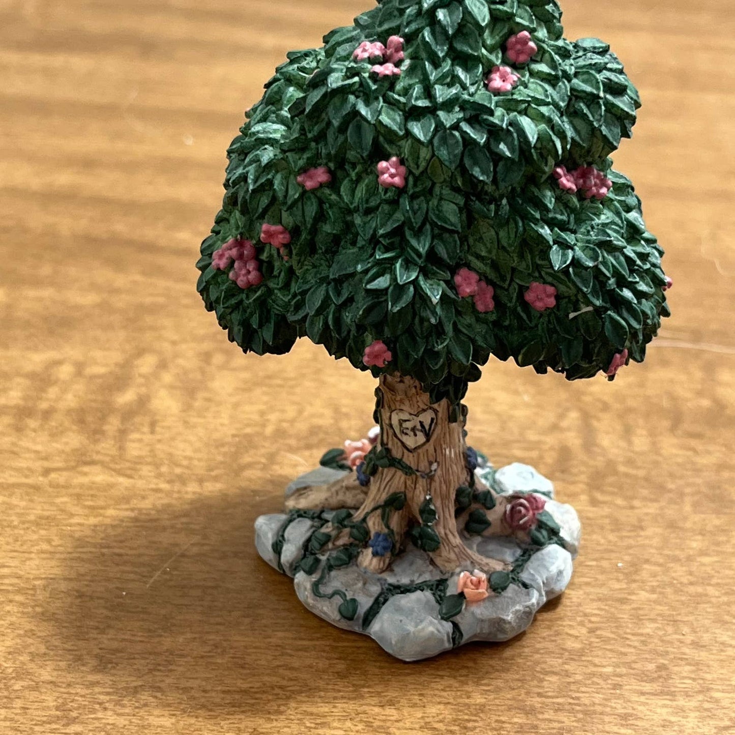 Ivy & Innocence Large E+V Tree 4” 1997 FA7