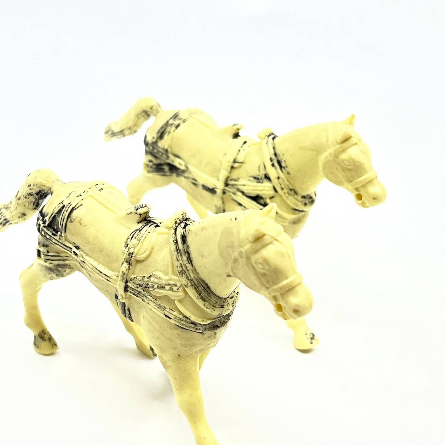 Marx 1960 Western Stage Coach Wagon Civil War Cassion Horse Team Cream Black SD7