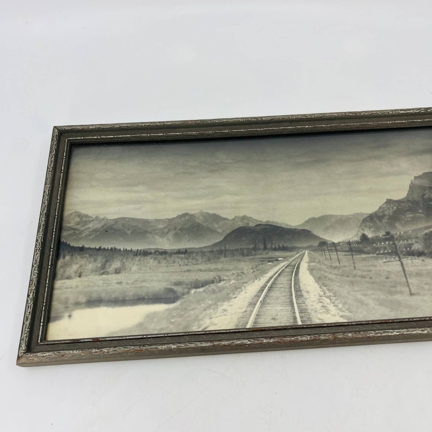 1946 Framed Photo Canadian Pacific Railroad By Lake Louise & Banff Alberta TC6