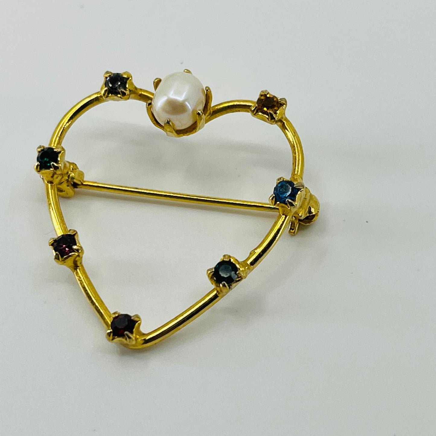 Vintage Heart Faux Pearl Multicolor Rhinestone Gold Tone Brooch SB2