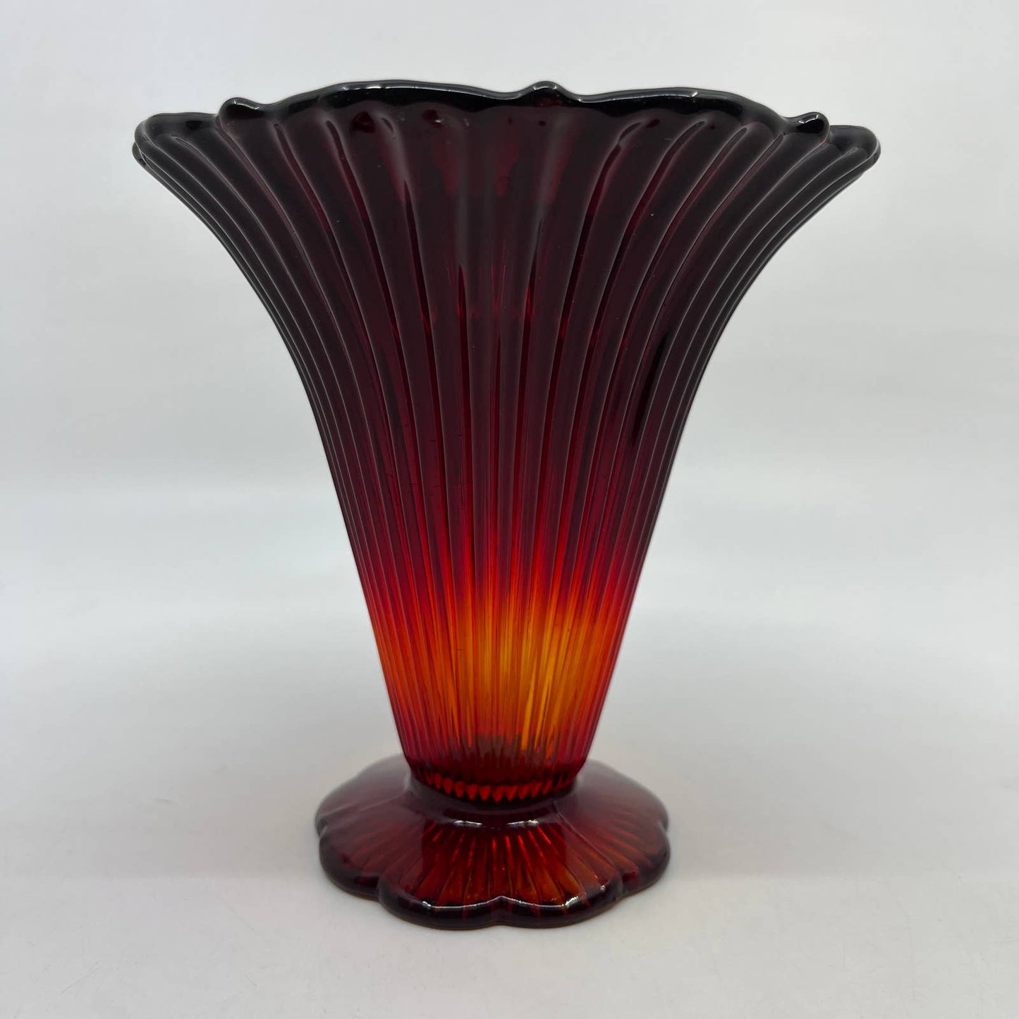 Vintage Ruby Red Amberina Fluted Footed Flared Trumpet Vase 6" TC2