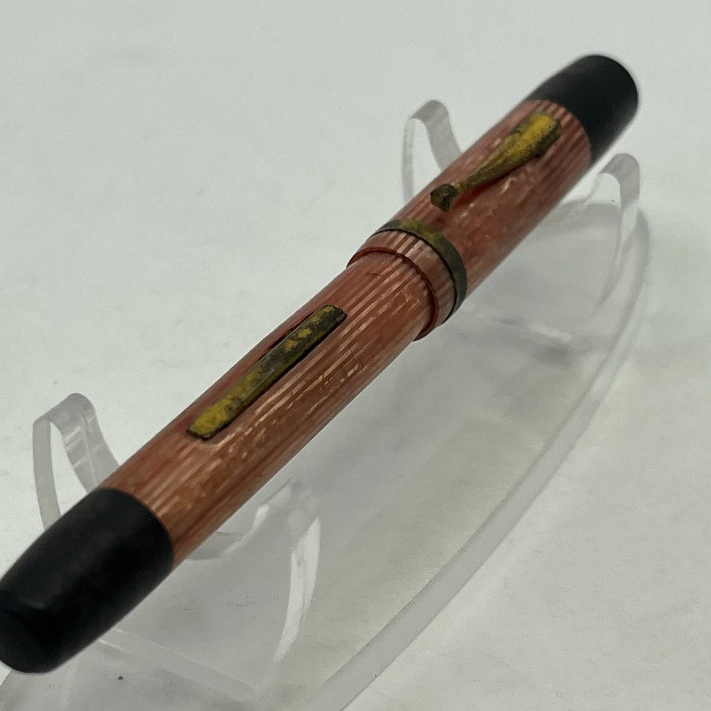 Celluloid Shimmer Pink Pinstripe Fountain Pen SE1