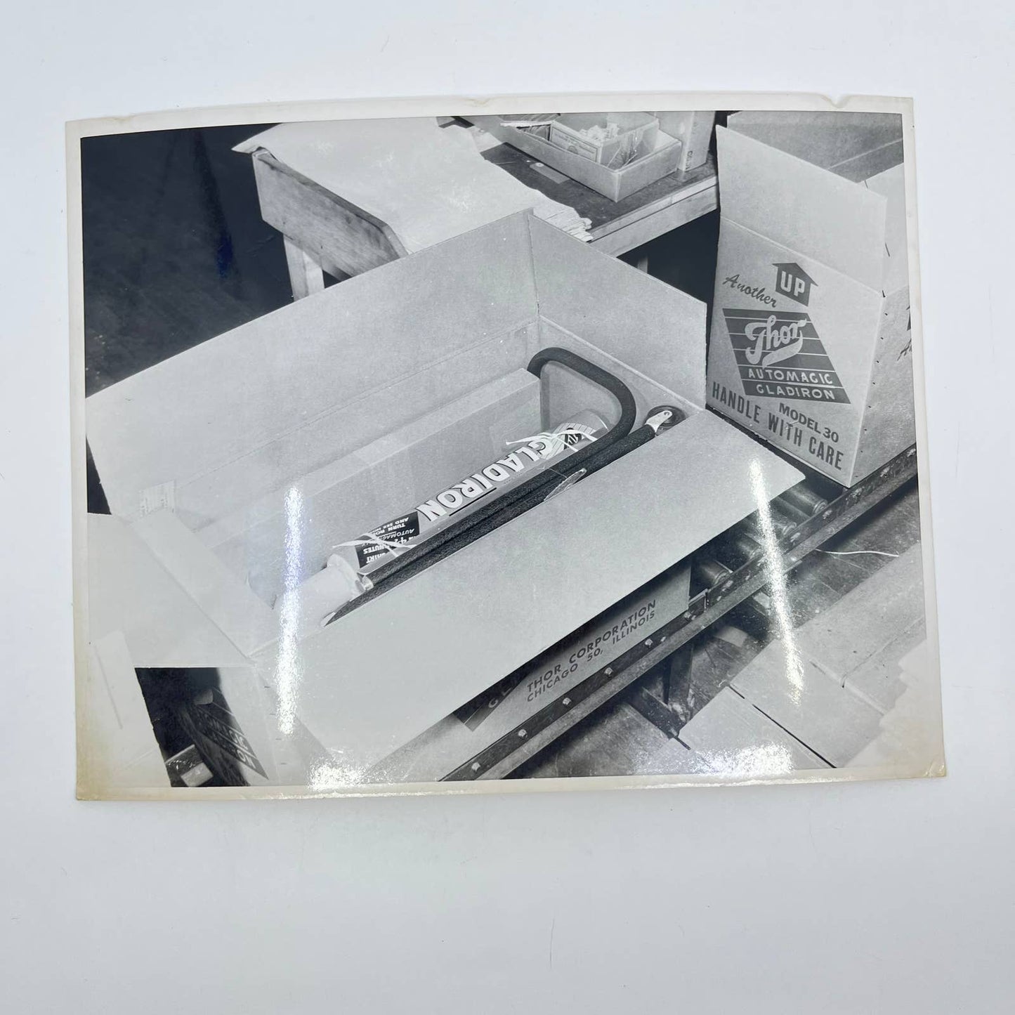 1940s Assembly Line Manufacturing Photo Thor Automatic Gladiron Chicago IL AA7-5