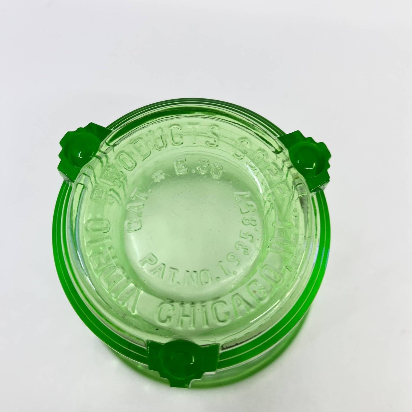 1920s Green Uranium Glass Hand Mixer Beater Blender Jar World Products Corp TE4