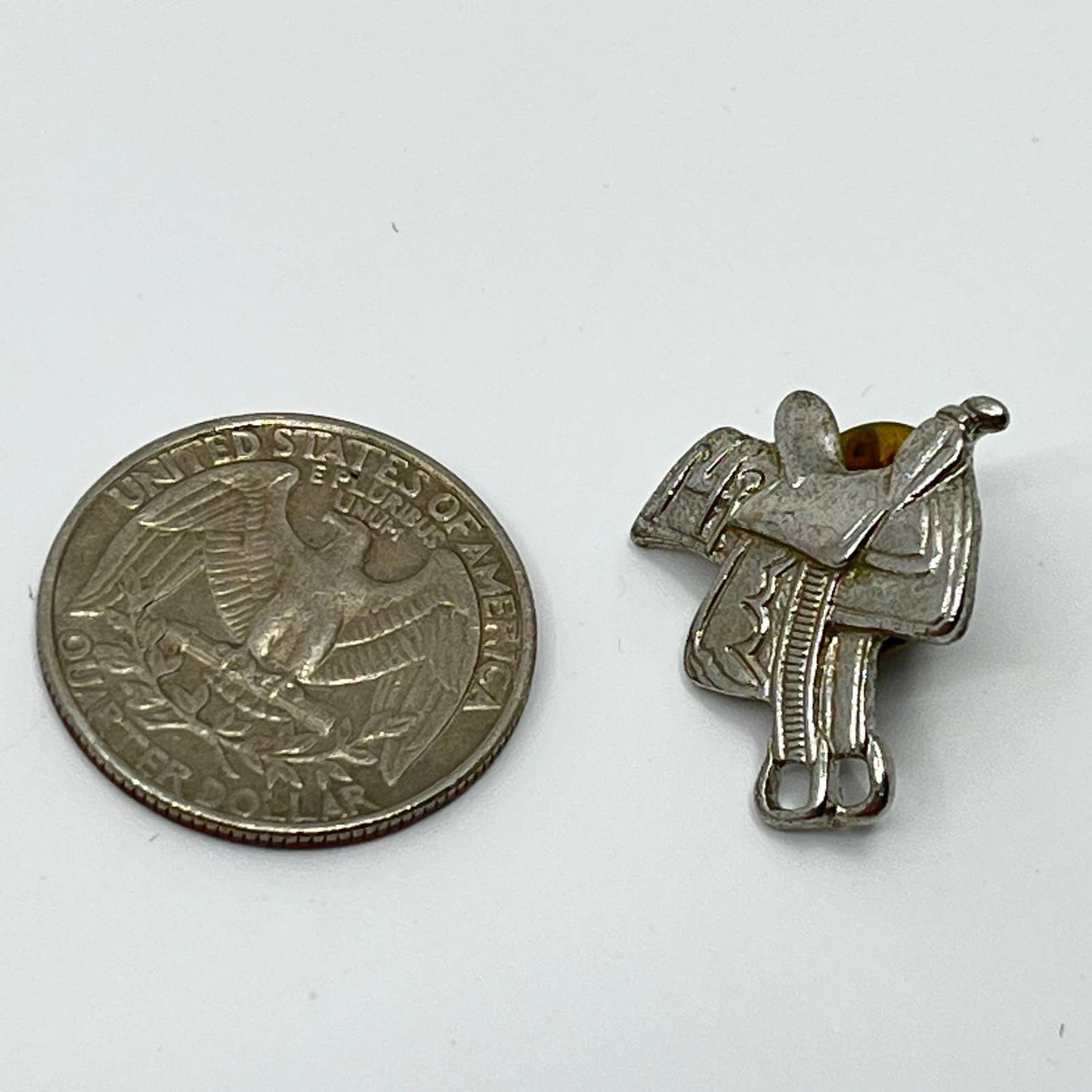 Vintage Western Cowboy Horse Saddle Pin Button SC3