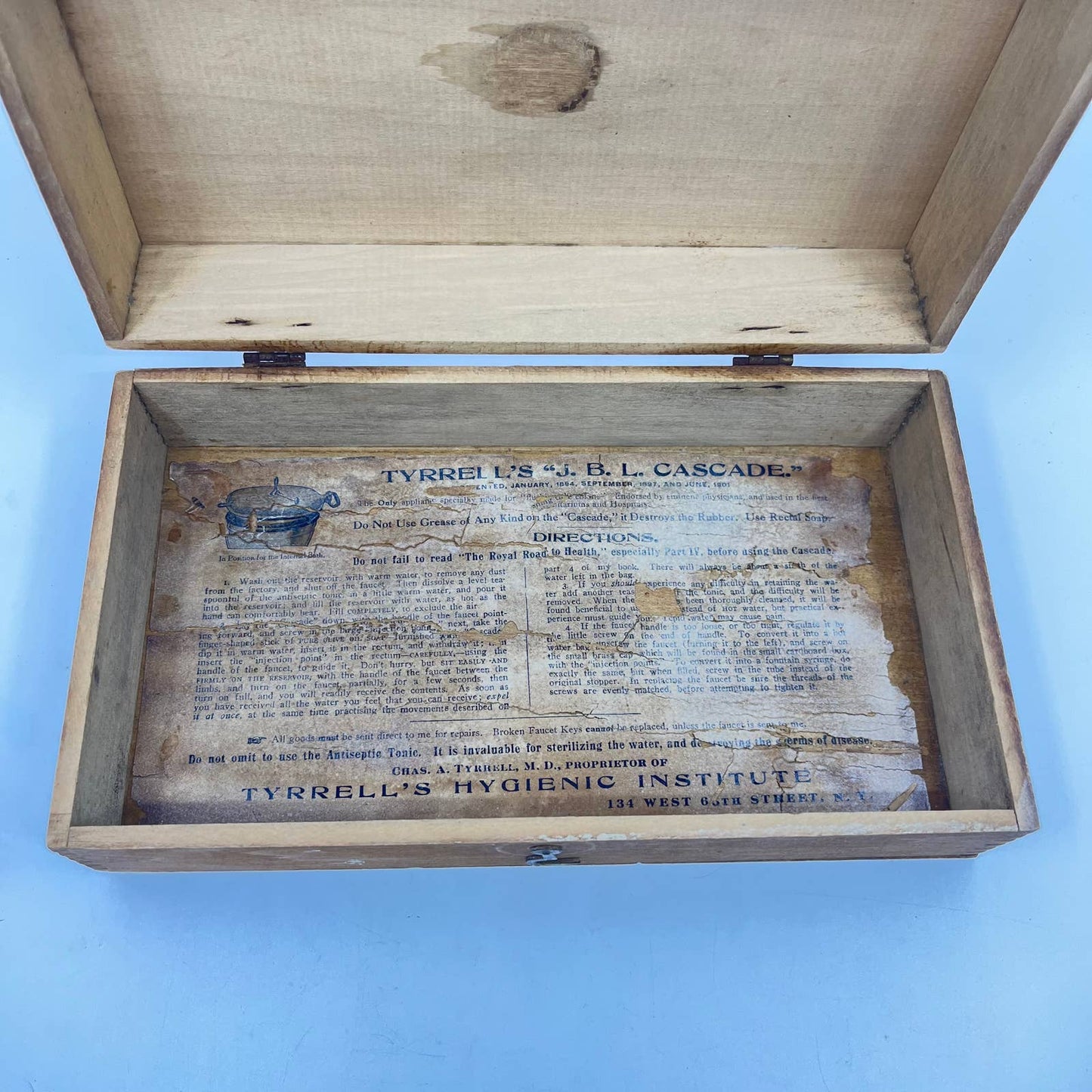 1903 Tyrrells Hygenic Inst. JBL Cascade Quack Medicine Wood Box TE1