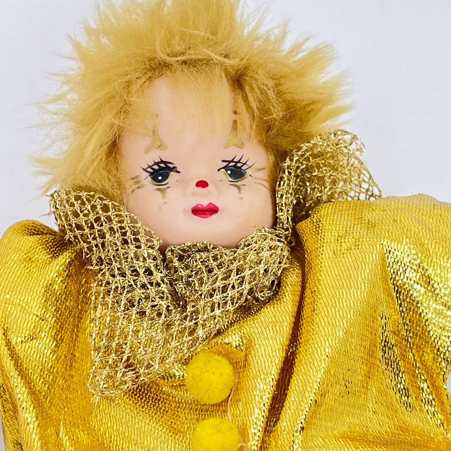 Vintage Collectible Classic Treasures Doll Zandra Porcelain Clown Face TE6