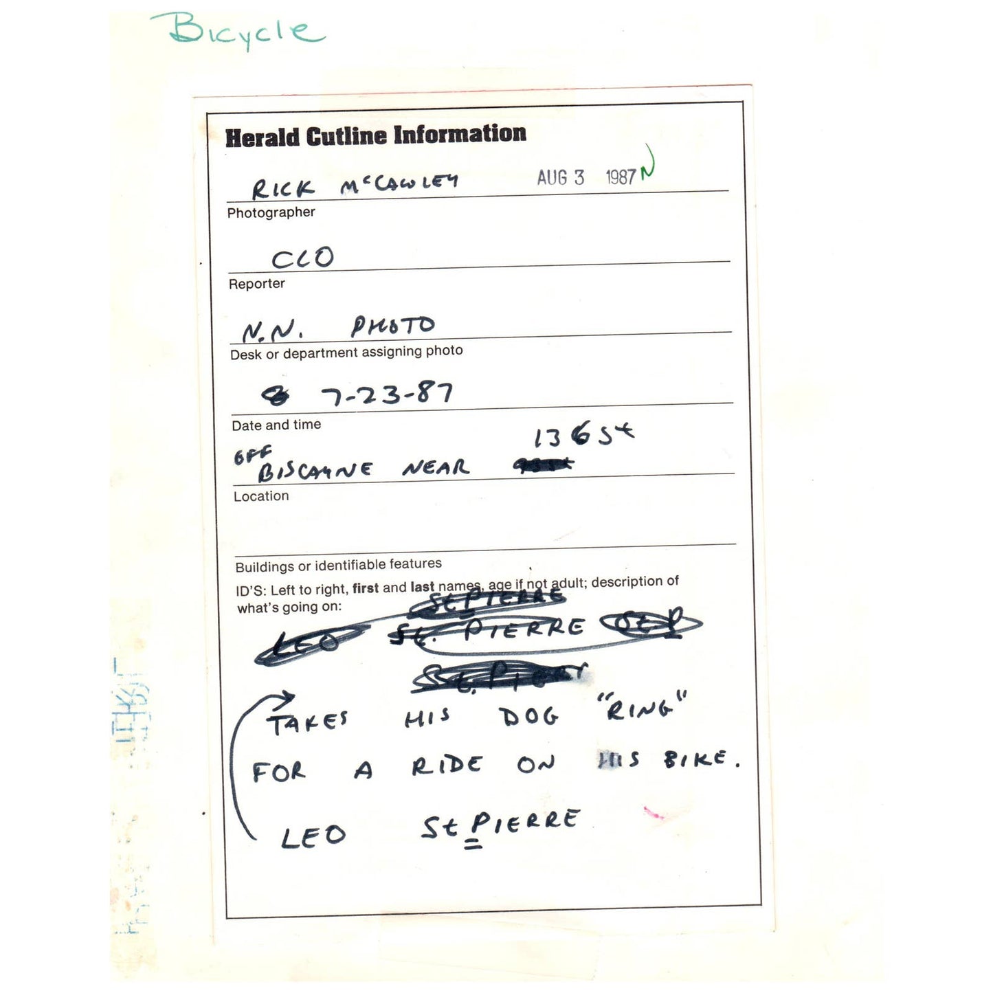 1987 Press Photo Leon St Pierre Takes Bichon Frise Dog on Bike Miami FL 8x10 AD3